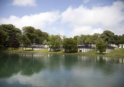 hengar manor holiday park fishing lakes cornwall