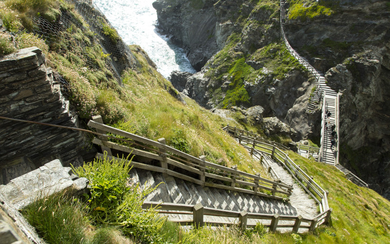 tintagel castle cornwall