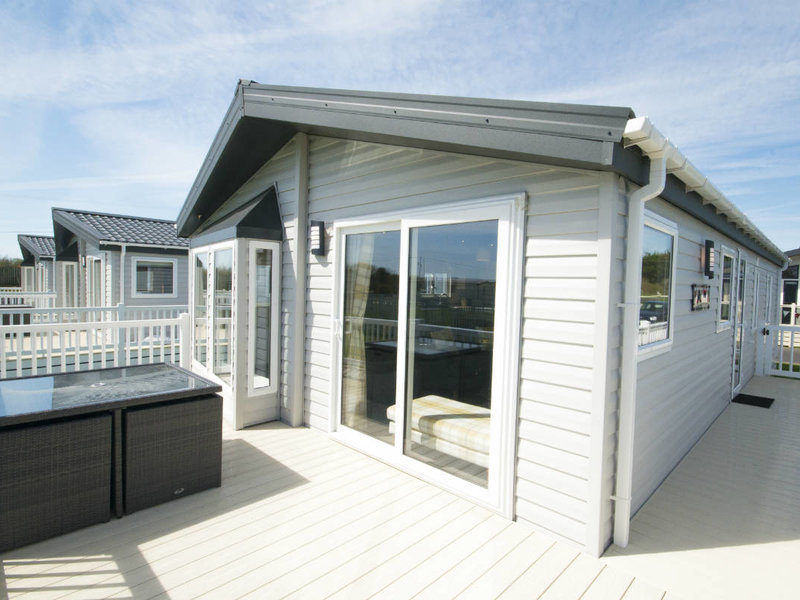 Platinum 2  Pet Friendly Lodge in Folkestone