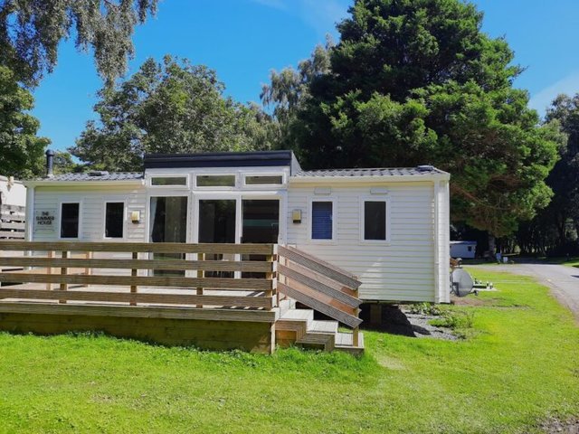 Photo of Centre Lounge Willerby Summer House with decking