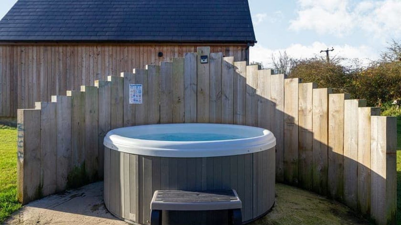 Photo of Walnut Hot Tub Lodge